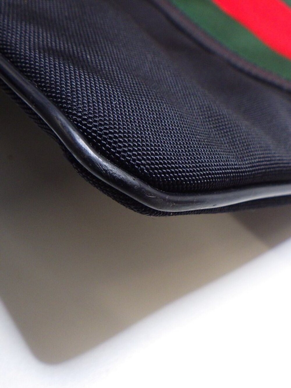 Gucci Black Nylon Messenger Bag - Picture 9 of 14